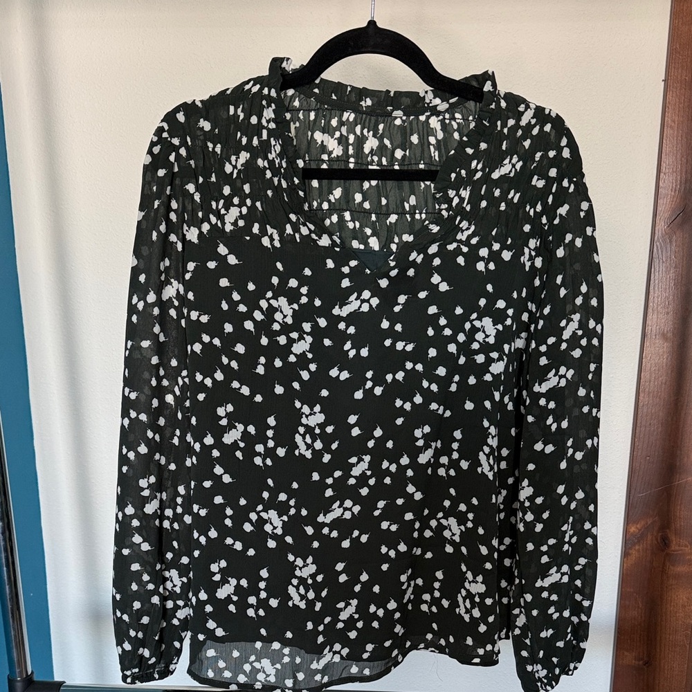 Elegant Black and White Women's Top